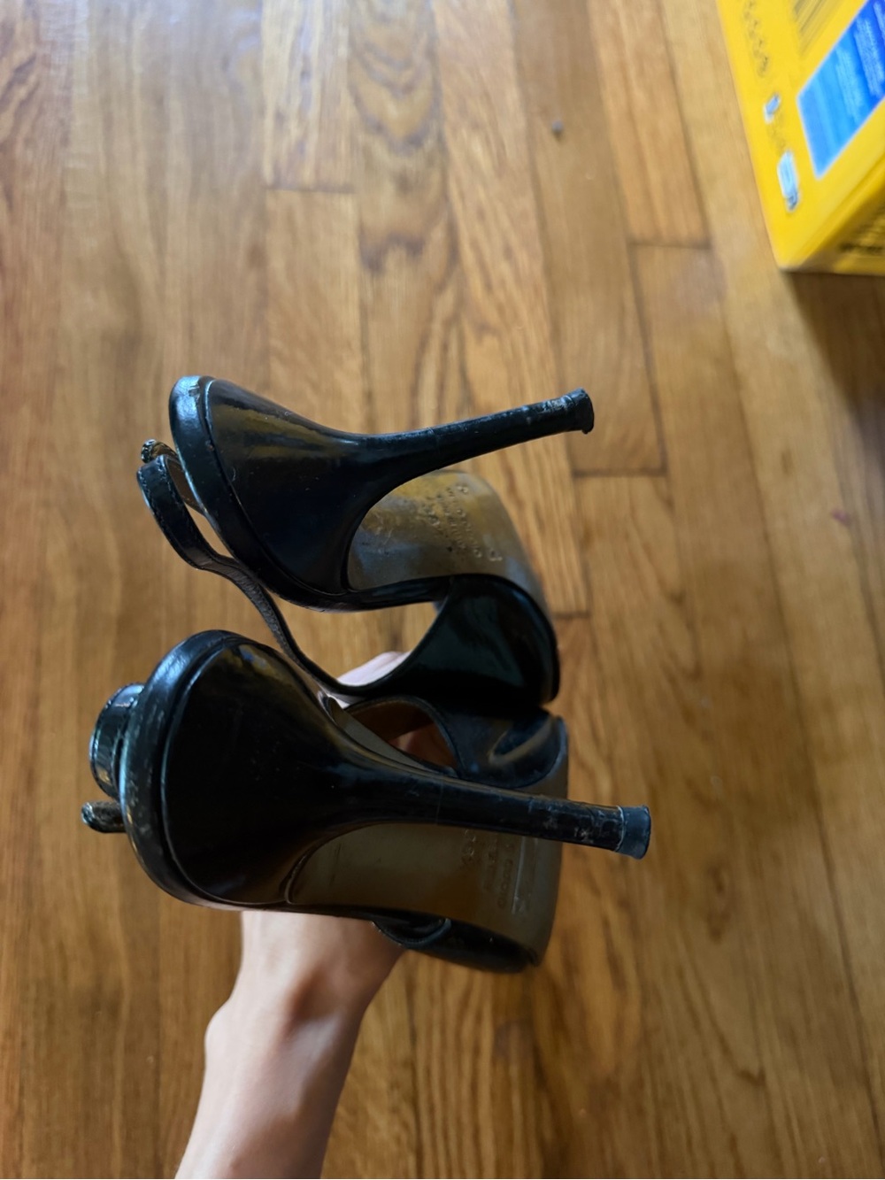Dolce & Gabbana Black Patent Slingback Pointed Toe Stiletto Heels - Picture 6 of 8